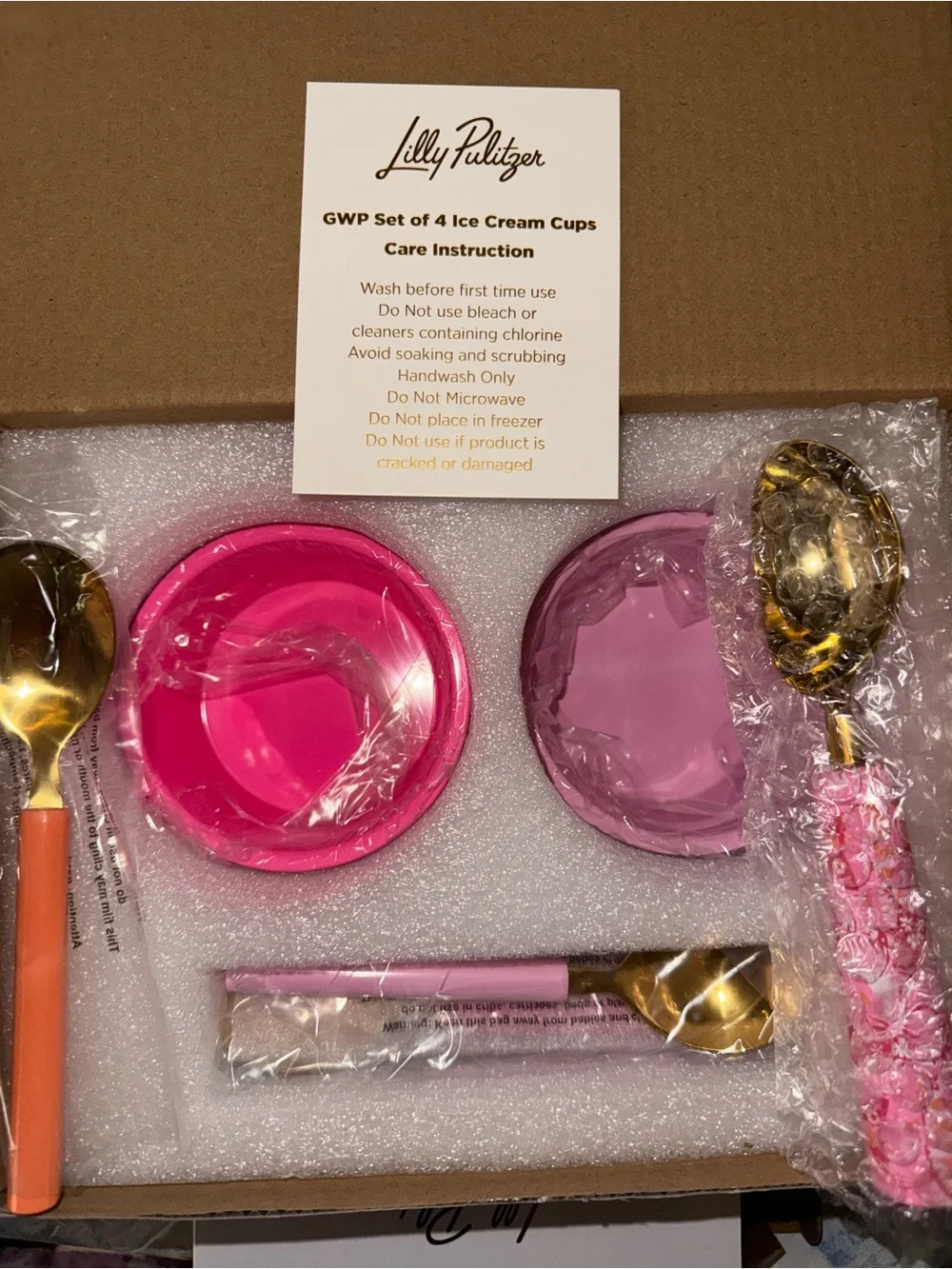NIB Lilly Pulitzer 4 Ice Cream Cup snd Spoons Set and Scooper - Orange, Pink New